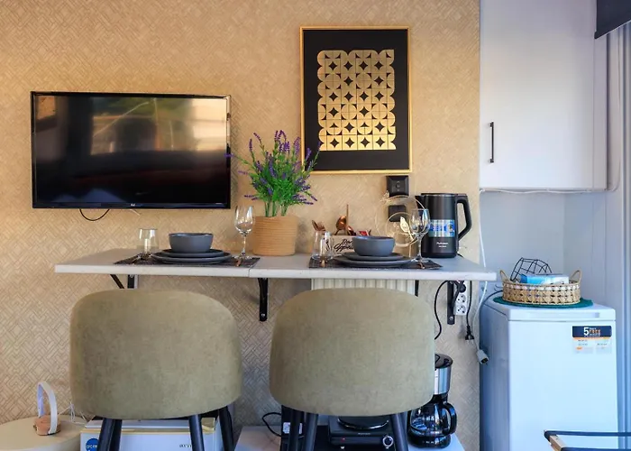 Aiolos Rooftop Suite Centre Glyfada